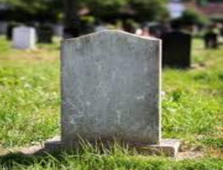 FACTORS THAT AFFECT THE PRICE AND COST OF A HEADSTONE MONUMENT
