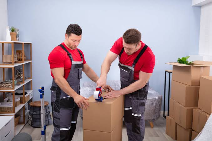 Top 4 Most Affordable Packers and Movers in Chicago