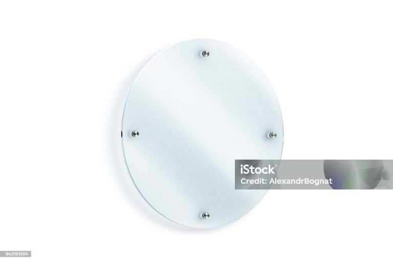 Maximalism as Minimalists: The Power of the Acrylic Mirror Sheet